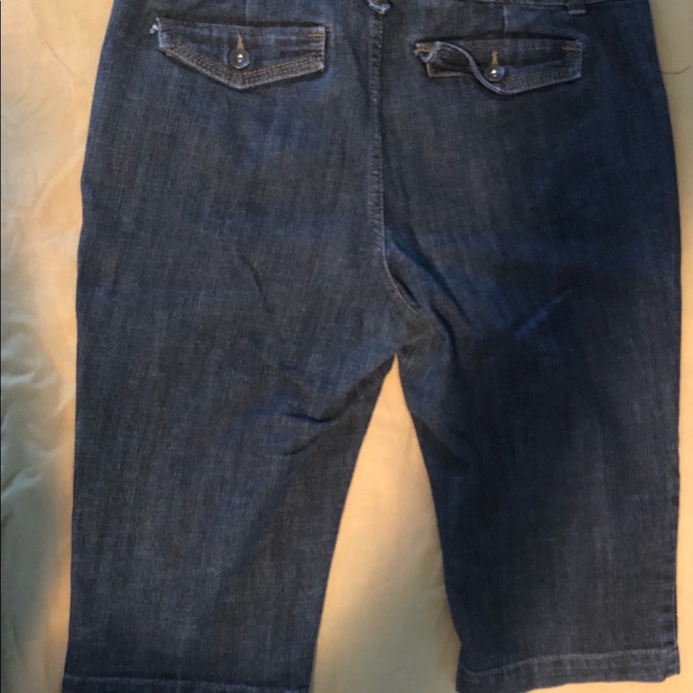 Shorts - Picture 2 of 2